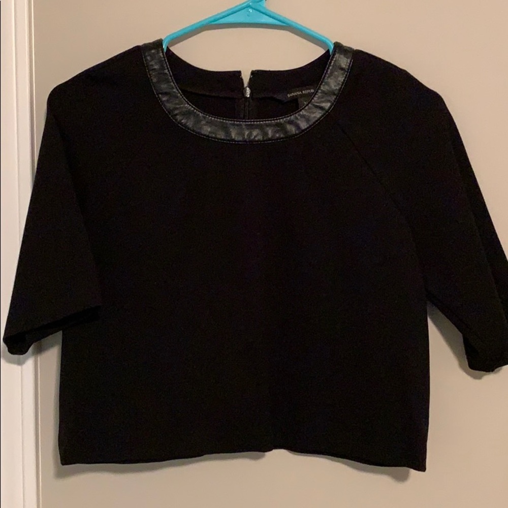 Banana Republic cropped tee